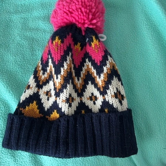 NWOT Old Navy Women’s Blue And Pink Winter Hat One Size - Picture 3 of 3